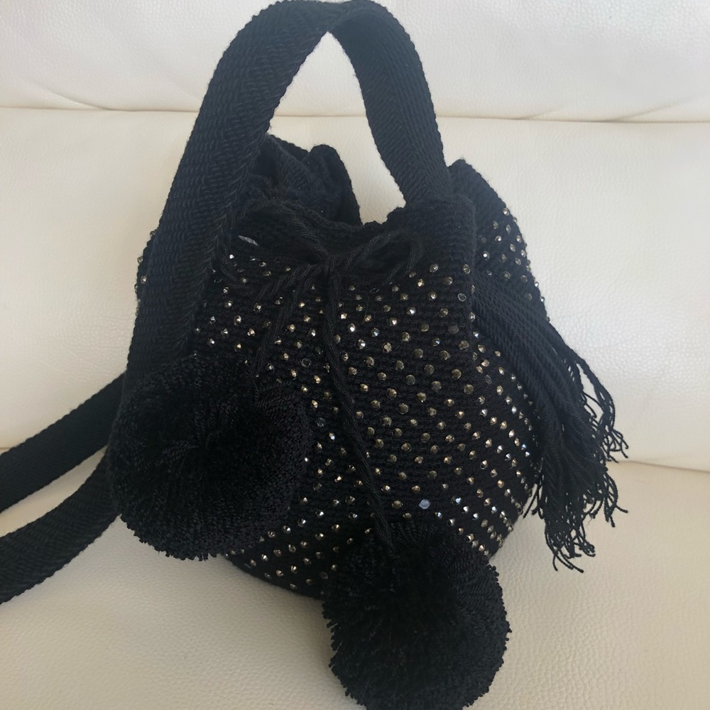 Wayuu Black Mochila- Hand made In Colombia